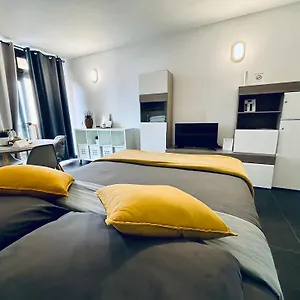 https://marina-suites-tenerife.tenerifehoteles.net